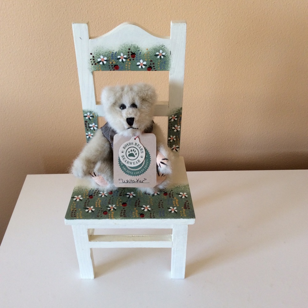 Boyds bear Whitaker Q. Bruin 6” vest and bow tie